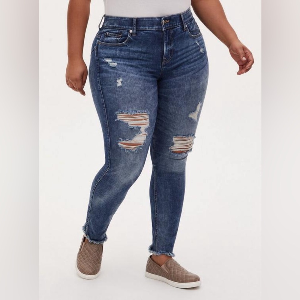 Torrid Bombshell Straight High Rise Destructed Jean